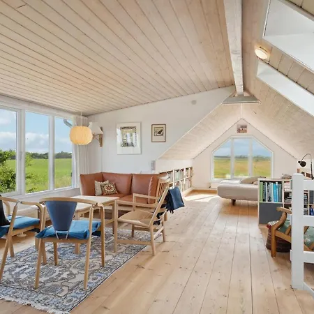 Beautiful In Spottrup With Wifi Feriehus
